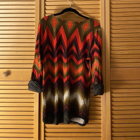 Pattern design top. - Picture 3 of 3